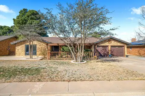 206 Brentwood Drive, Levelland, TX 79336