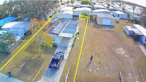 3930 3930 SW Country Pl, Winter Haven, FL 33880