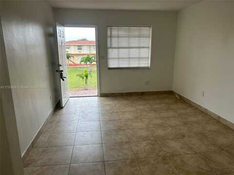 2551 NW 13th St, Miami, FL 33125