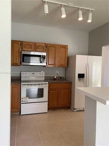 6793 SW 152nd Pl, Miami, FL 33193