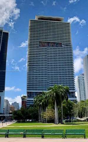 50 Biscayne Blvd, Miami, FL 33132