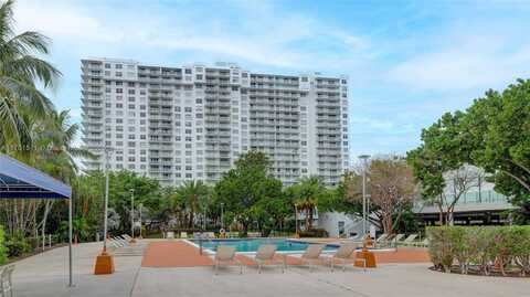 2851 NE 183rd St, Aventura, FL 33160