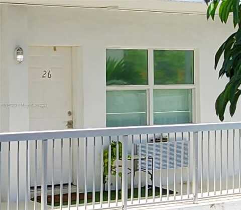 8080 Tatum Waterway Dr, Miami Beach, FL 33141