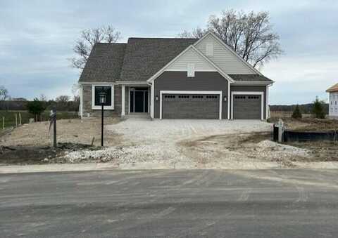 W251n2367 Valleyview Cir, Pewaukee, WI 53072