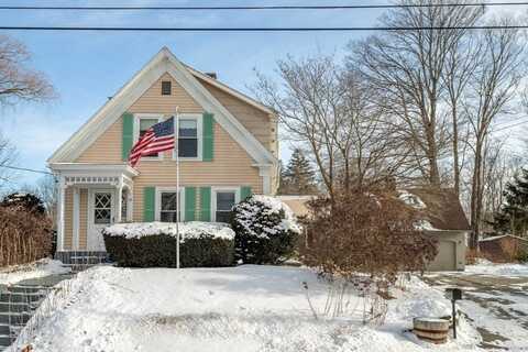 22 S Main St, Templeton, MA 01468