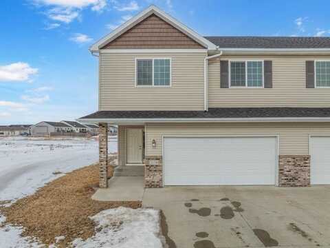 3136 8TH ST, Minot, ND 58703