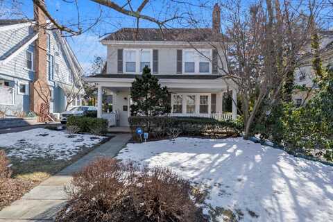 10 Murray Avenue, Port Washington, NY 11050