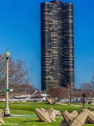 505 N Lake Shore Drive, Chicago, IL 60611