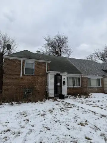 9688 S Luella Avenue, Chicago, IL 60617