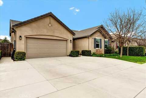 6625 W Vine Court, Visalia, CA 93291