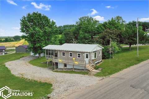 6043 N Lakeshore Drive, Brooklyn, IA 52211