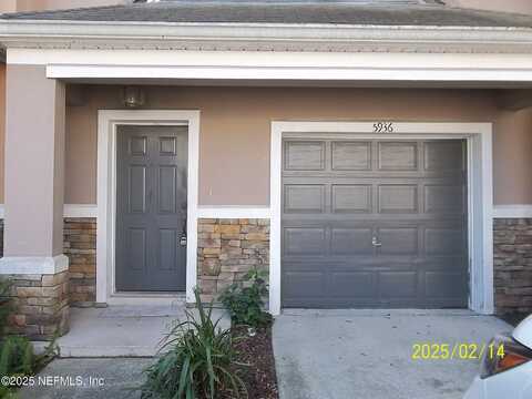 5936 PAVILION Drive, Jacksonville, FL 32258