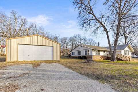 502 Woodland Drive, Spavinaw, OK 74366