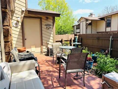 6371 S 80th East Avenue, Tulsa, OK 74133