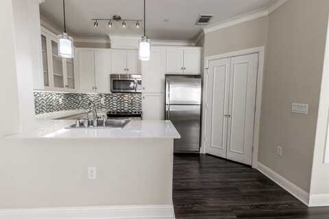 4554 Glenwick Lane, Dallas, TX 75205