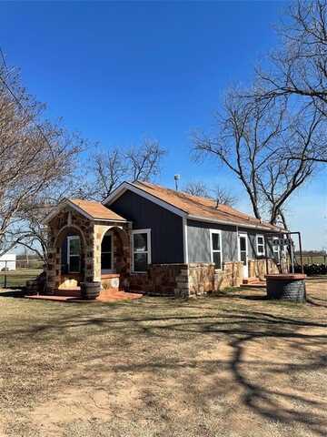 616 Maple Street, Brownwood, TX 76801