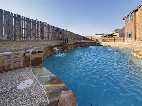 741 Mill Pond Drive, Midlothian, TX 76065