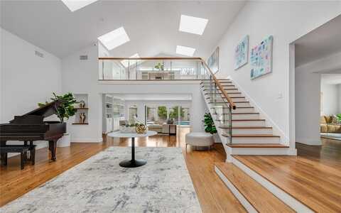 6005 Northwood Road, Dallas, TX 75225