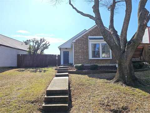 246 Teakwood Lane, Lewisville, TX 75067