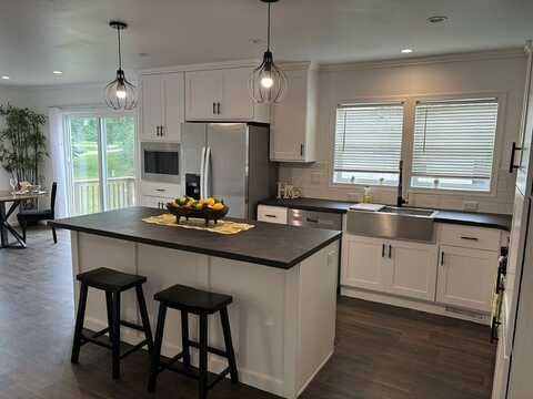 691 Cimarron, Lake Elmo, MN 55042