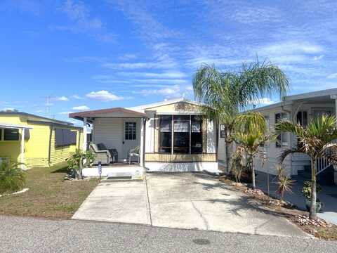 4699 Continental Dr, Holiday, FL 34690