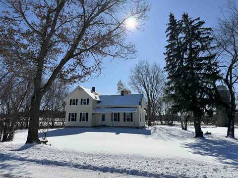 E3919 CTY RD EE, WAUPACA, WI 54981