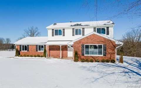 8435 5 MILE Road, Northville, MI 48168