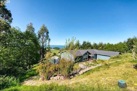 98860 MCVAY CREEK RD, Brookings, OR 97415