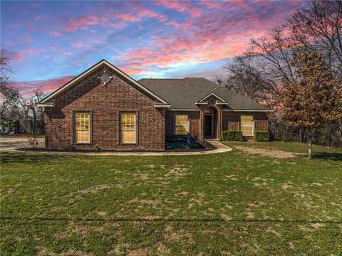 609 N Harrison Street, West, TX 76691