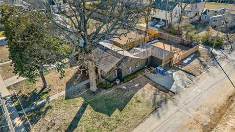 817 NW A ST, Bentonville, AR 72712