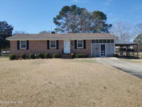 16780 Douglas Avenue, Laurinburg, NC 28352