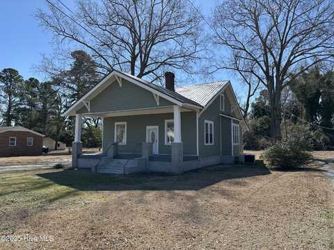 325 E Covington Street, Laurinburg, NC 28352