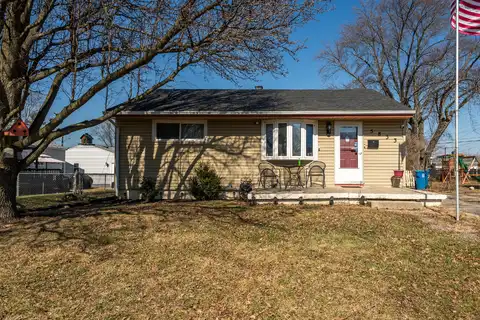 5833 Willaston Drive, Dayton, OH 45431