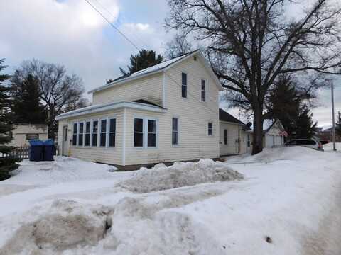 809 Maple Street, Grayling, MI 49738