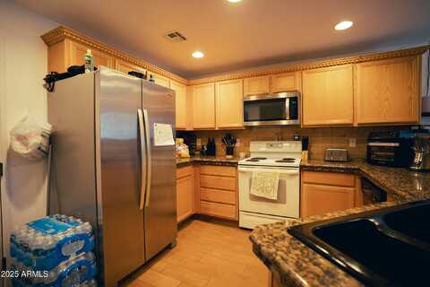3150 E BEARDSLEY Road, Phoenix, AZ 85050