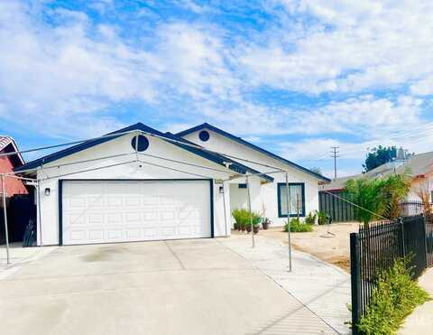 1612 Xenia Court, Delano, CA 93215