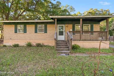 17 Country Manor Road, Beaufort, SC 29906