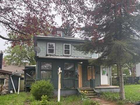 142 E 10th Street, Oswego, NY 13126