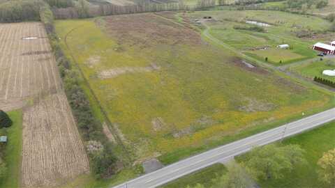 2 Vl Barnes Rd, Macedon, NY 14502