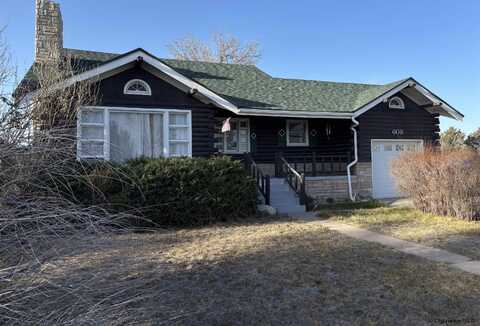 608 E FOX FARM RD, Cheyenne, WY 82007