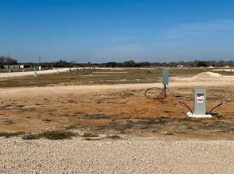 82 Arch Ray Lp, Fredericksburg, TX 78624