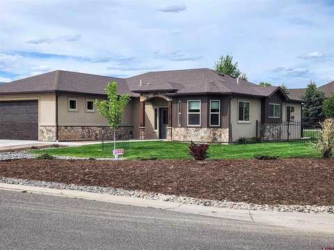 1025 SE Fairway Drive, Cedaredge, CO 81413