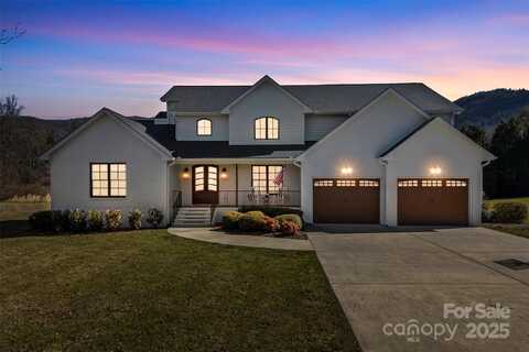 28 Sovereign Lane, Fairview, NC 28730