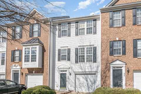 932 Tiger Lane, Charlotte, NC 28262