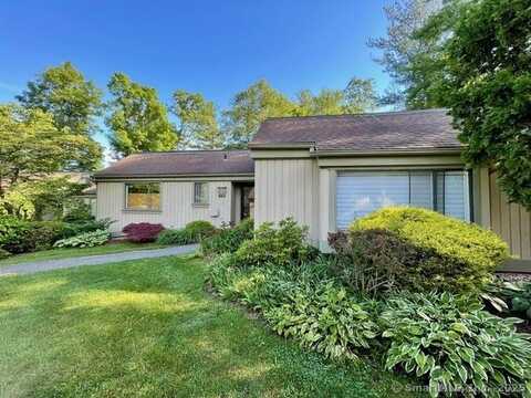 1013 Heritage Village, Southbury, CT 06488