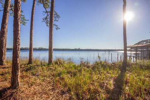 2806 Edgewater Drive, Niceville, FL 32578