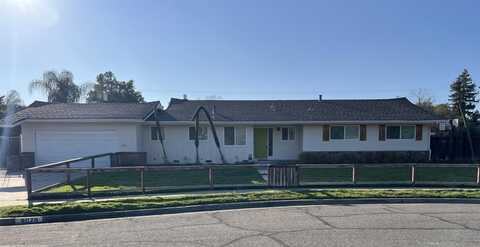 6075 Remington Avenue N, Fresno, CA 93704