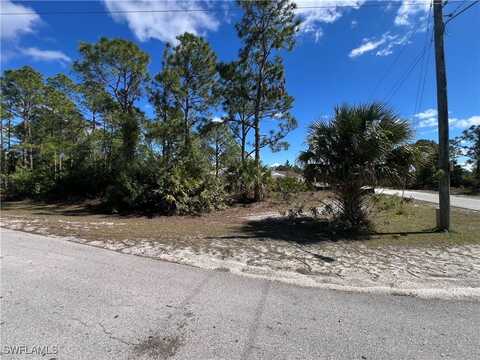 2910 35th Street W, Lehigh Acres, FL 33971
