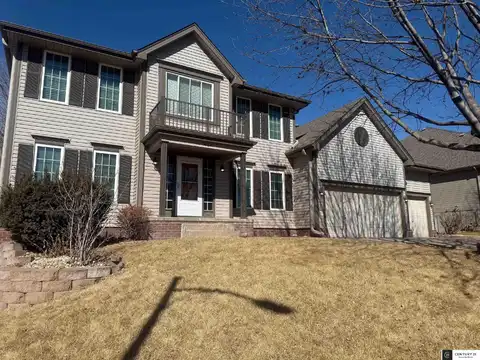 414 Elk Ridge Drive, Papillion, NE 68046