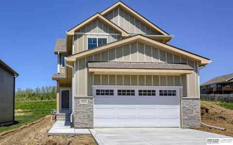 11614 King Street, Omaha, NE 68142